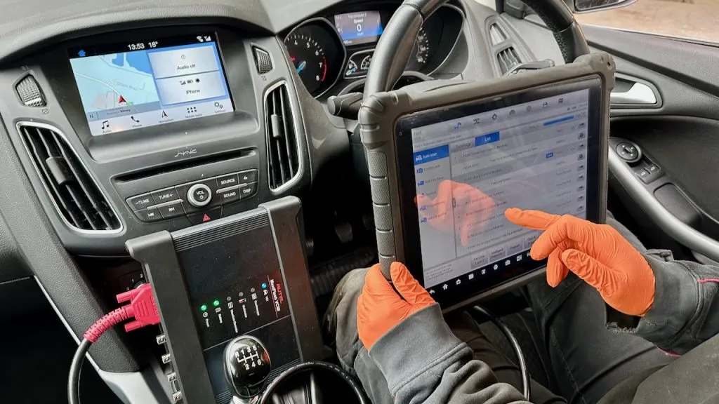 diagnostics standlake vehicle services 3 1024x576